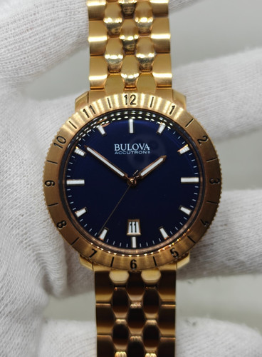 Bulova accutron moonview - ii, "moonview"