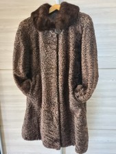 Pelliccia Agnello Persiano Con Collo In Visone