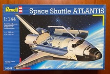 Space Shuttle Atlantis -