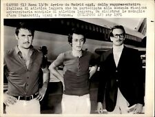 foto originale d'agenzia Mennea 039 con Cramerotti e Liani