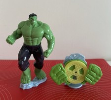 KINDER MAXI MARVEL AVENGERS HULK VQD21 GRANSORPRESA PASQUA 2025