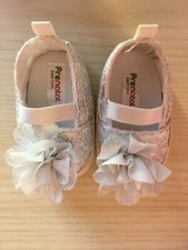 Scarpette neonata Prenatal EasyChic nuove tg 15-16 0/3 mesi argentate con fiore.