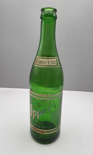 Bottiglia verde soda superiore