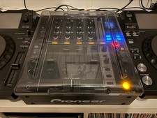 Pioneer DJM-750 Mixer