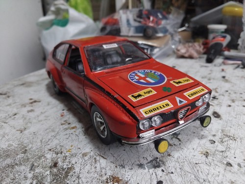 Burago alfa romeo alfetta - alfetta, gt