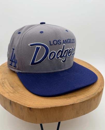 ⁠Cappello snapback vintage