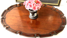 Antico vassoio in legno