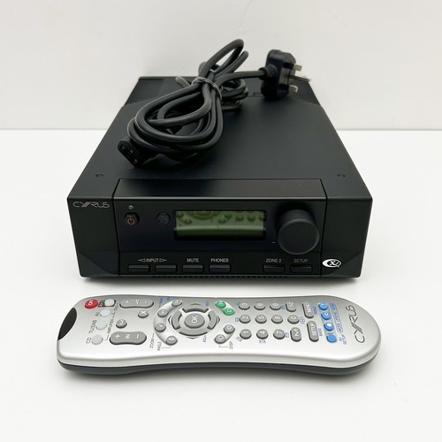 Amplificatore stereo integrato