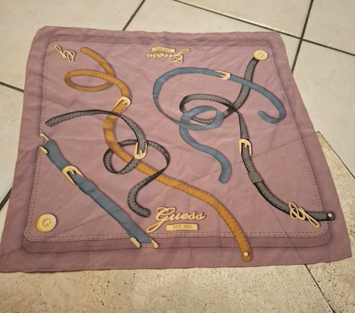 Foulard guess 46x49 cm - foulard,