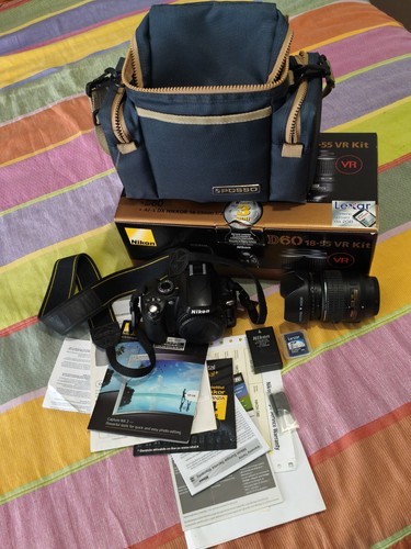 Nikon d60 con obiettivo - nikon,