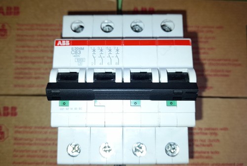 Interruttore magnetotermico