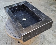 Lavabo In Gres