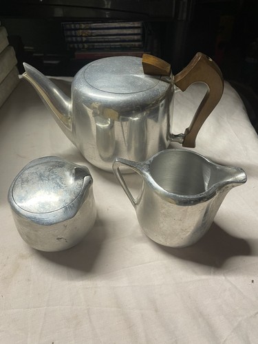 Picquot ware teapot - ware, milk