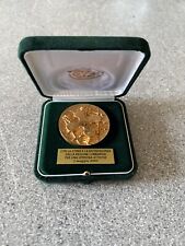 ARNALDO POMODORO MEDAGLIA ROSA CAMUNA PER REGIONE LOMBARDIA BRONZO DORATO 1998