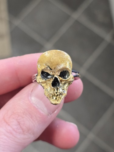 Anello teschio decaduto