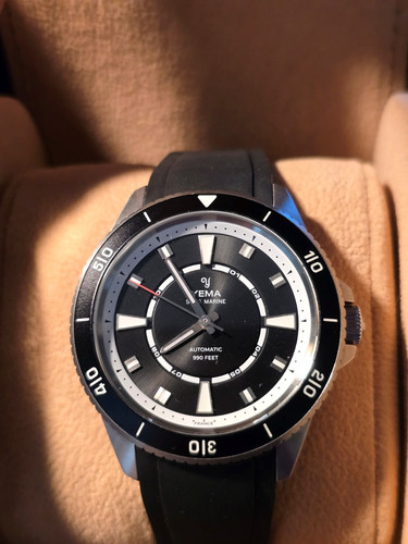 Yema sous marine 990 piedi - yema,