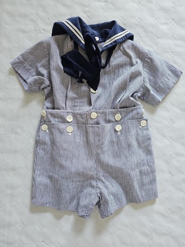 Ancien costume marin - ,