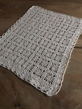 Centrino Fatto Di Pizzo Ad Uncinetto A Mano Filo Spesso Color Panna