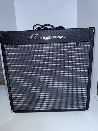 Amplificatore combinato basso