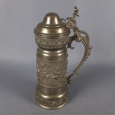 Boccale In Peltro Decorato Con Fiori Putti In Rilievo Collezione Vintage XX Sec.