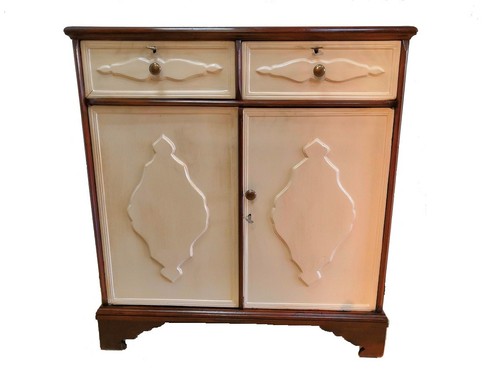 Credenza stile bolognese - stile, in