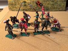 Soldatini giocattolo rinascimentali. Dieci Landsnecht in metallo dipinto a mano 54 mm XVI secolo