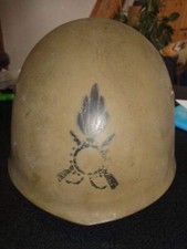 Elmo italiano M.33 per