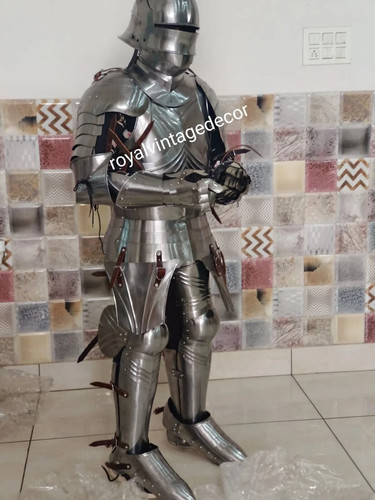 Gothic full body medieval - gothic,