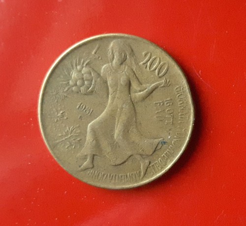 200 lire 1981 - lire, villa