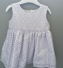 Abito bianco completamente