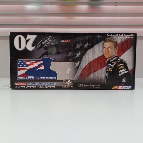 Action clint bowyer - action,