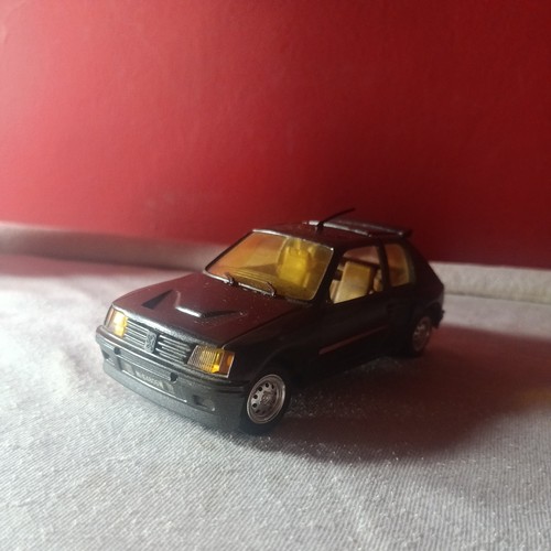 Peugeot 205 turbo16 - 205, 1/24