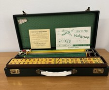Vintage 1963-1964 Royal Depths