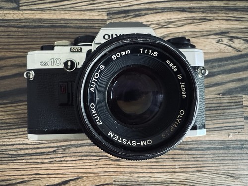 Olympus classic - om-10,