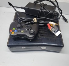 Microsoft Xbox 360 S 250 GB