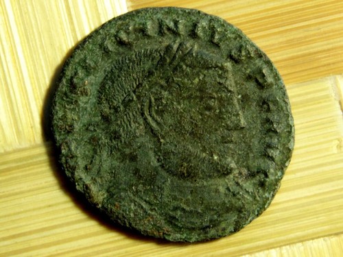 Licinius follis moneta - licinius, follis.