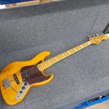 Fender Japan Jazz Bass