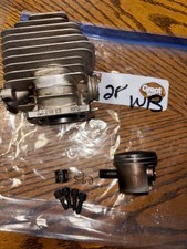 STIHL 028 WB 028AV WOOD BOSS MAHLE 44ZN3 PISTONE CILINDRO ANELLI BULLONI OEM