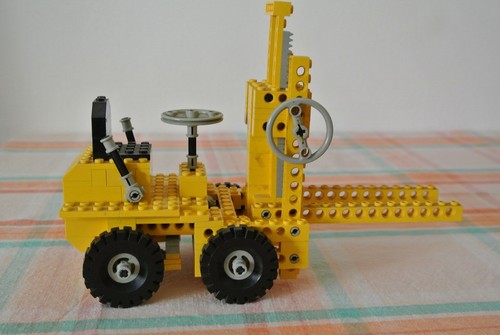 Lego technic forklift 850 - technic,