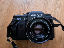 Fotocamera  ZENITH 122 REFLEX ANALOGICA + obiettivo lens helios 44m-6 58 mm 1:2