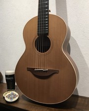 Chitarra acustica usata Lowden