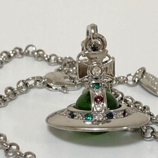 Collana Vivienne Westwood Piccola Sfera Argento x Verde Multipietra con Coulisse