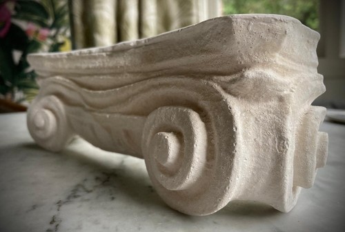Capitale colonna ionica greca