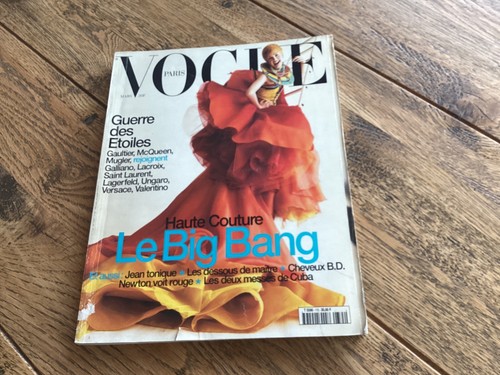 Mode revue vogue - mode,
