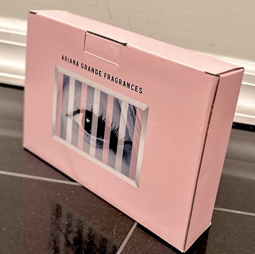 Ariana grande scatola - ariana,