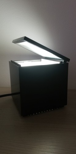 Lampada cubo luce nera - “cubo,