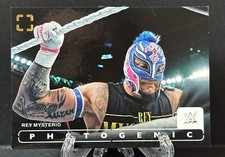 2024 Rey Mysterio Panini Photogenic WWE Scheda Base