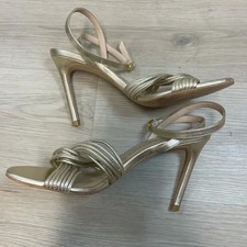 Stuart Weitzman sandali oro