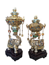 Due elefanti cinesi vintage in