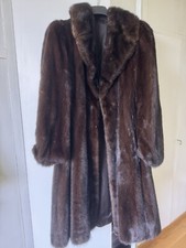 Pelliccia Di Visone Marrone